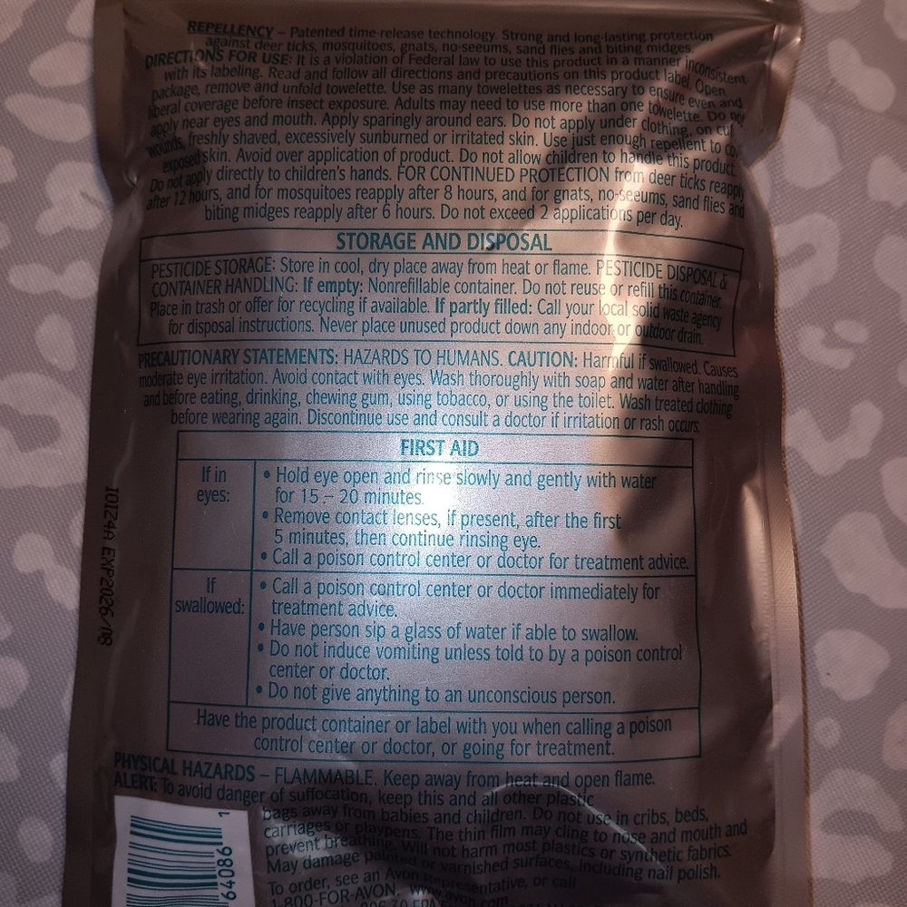 Avon Skin-So-Soft Bug Guard Towelettes - Silver and Orange - Picture 4 of 7